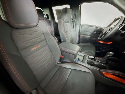 Used 2024 Nissan Frontier Pro-X image 34