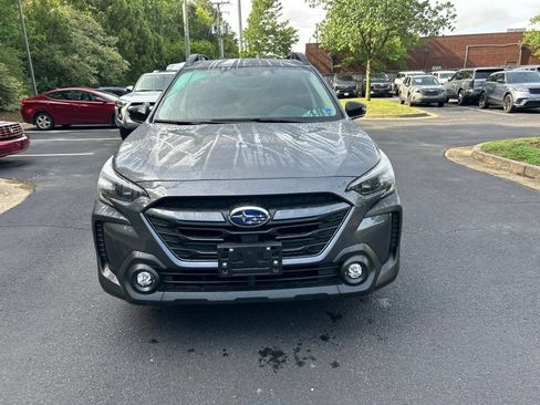 Used 2025 Subaru Outback Premium AWD/4WD image 10