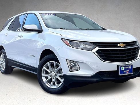 Used 2020 Chevrolet Equinox LT image 3