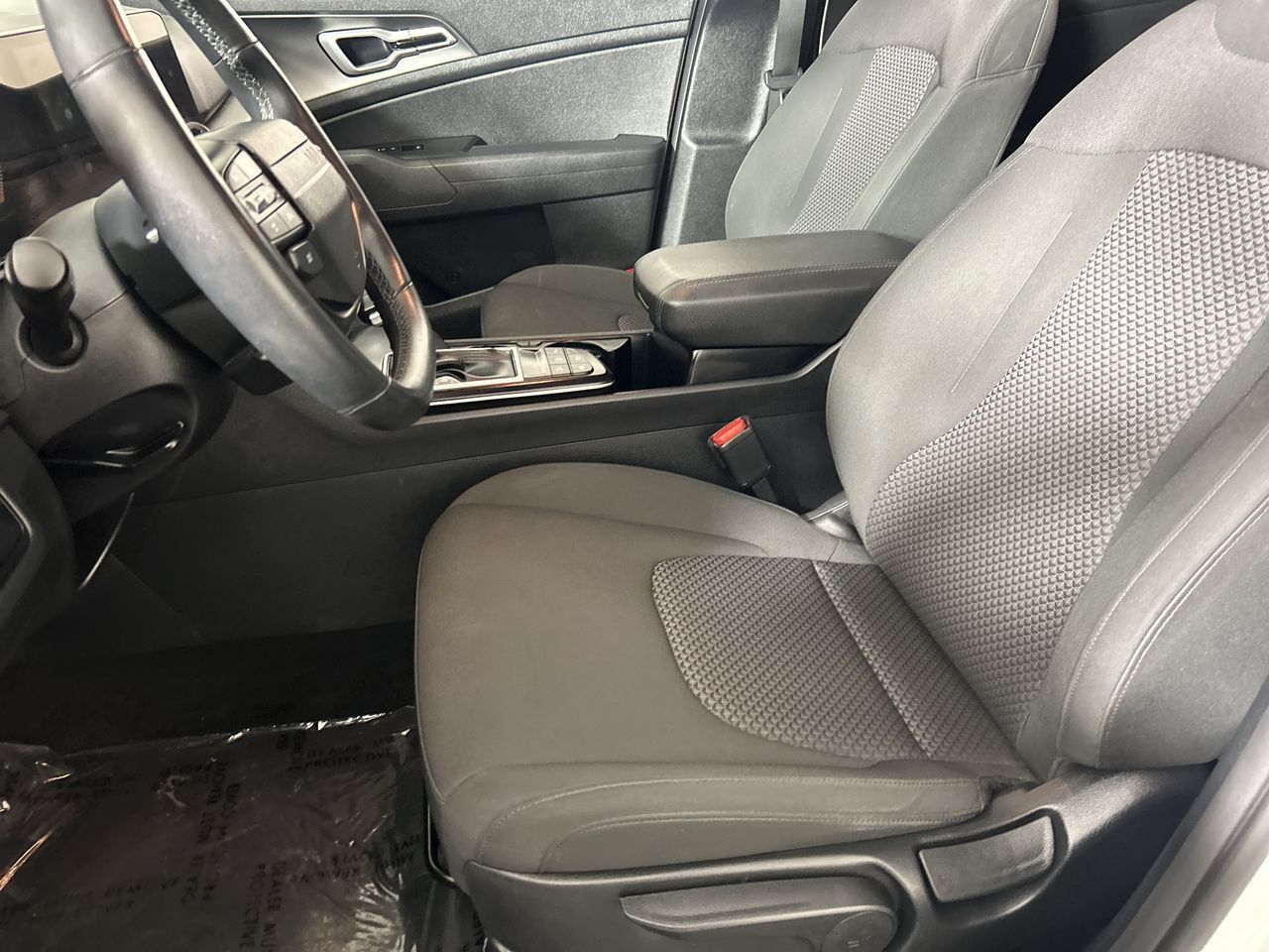 Used 2026 Kia Sportage LX FWD image 21