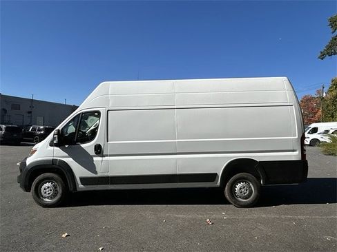 New 2026 RAM ProMaster 3500 w/ Premium Convenience Group image 5