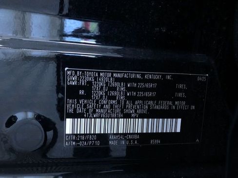 Certified 2025 Toyota RAV4 LE AWD/4WD image 32