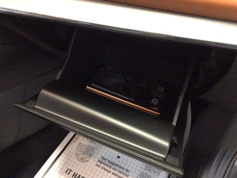 Used 2024 Jeep Compass Limited image 35