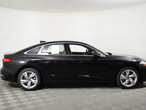 Used 2025 Audi A5 2.0T Premium w/ Convenience Package AWD/4WD image 7