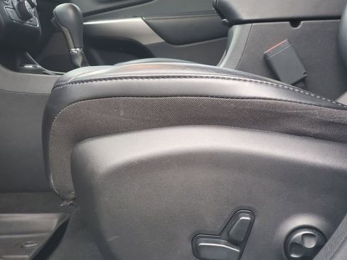 Used 2019 Jeep Cherokee High Altitude image 14