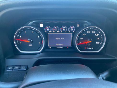 Used 2022 Chevrolet Silverado 2500 LTZ w/ LTZ Premium Package image 2