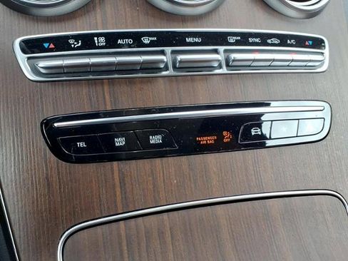 Used 2021 Mercedes-Benz GLC 43 AMG 4MATIC image 33