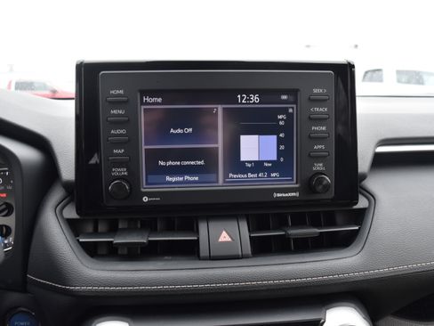 Used 2022 Toyota RAV4 XLE w/ Convenience Package image 22