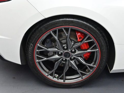 Used 2023 Chevrolet Corvette Stingray Premium Conv w/ Z51 Performance Package RWD image 40