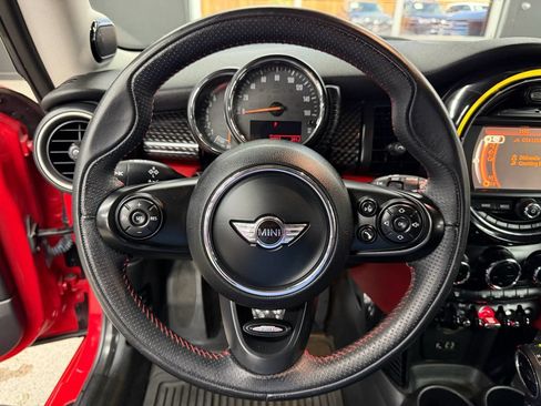Used 2015 MINI Cooper S FWD image 18