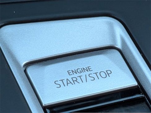 Certified 2024 Volkswagen Atlas Cross Sport SE image 35