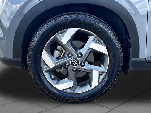 Used 2021 Hyundai Venue SEL w/ Premium Package FWD image 10