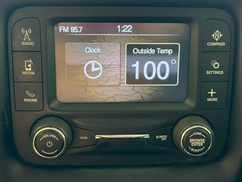 Used 2018 Jeep Compass Latitude w/ Safe & Security Group AWD/4WD image 52