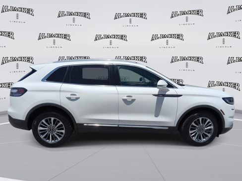 Used 2023 Lincoln Nautilus Reserve AWD/4WD image 6