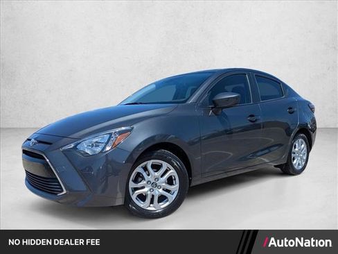 Used 2018 Toyota Yaris iA FWD image 1