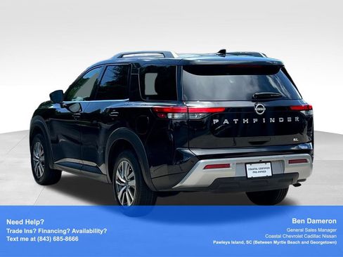 Certified 2025 Nissan Pathfinder SL FWD image 13