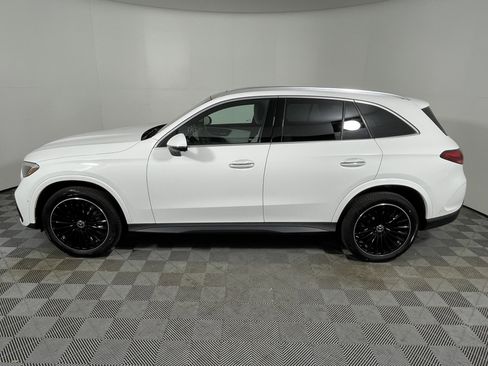New 2026 Mercedes-Benz GLC 300 image 2