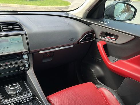 Used 2020 Jaguar F-PACE Checkered Flag AWD/4WD image 24