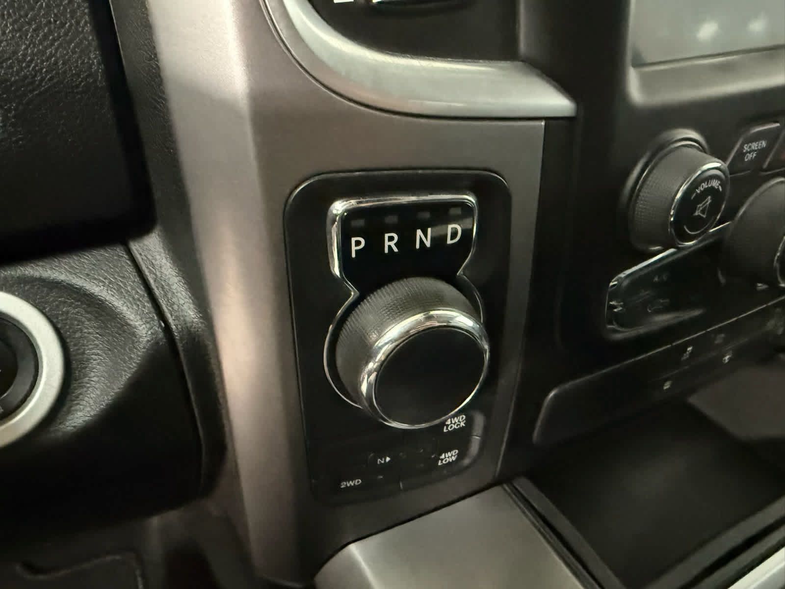 Used 2022 RAM 1500 Classic SLT w/ Electronics Convenience Group AWD/4WD image 24