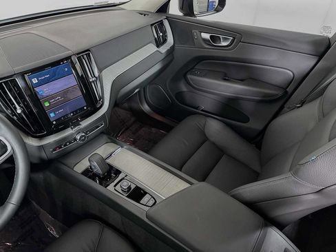 Used 2025 Volvo XC60 T8 Plus w/ Protection Package Premier image 22