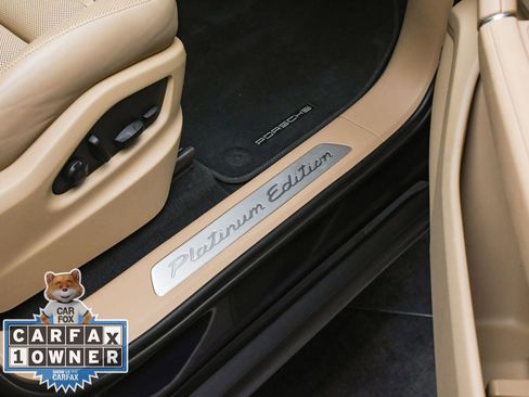 Used 2023 Porsche Cayenne Platinum Edition image 46