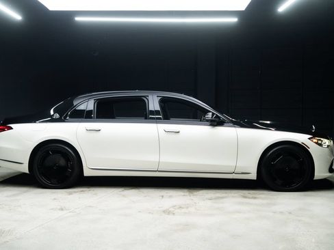 Used 2021 Mercedes-Benz Maybach S 580 4MATIC image 10