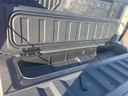 New 2026 Chevrolet Colorado ZR2 w/ Technology Package image 30