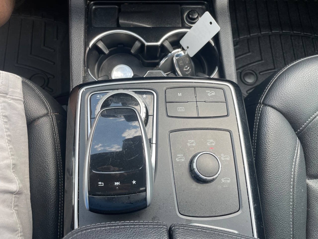 Used 2017 Mercedes-Benz GLE 350 4MATIC image 28