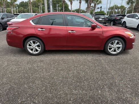Used 2014 Nissan Altima 2.5 SV FWD image 13