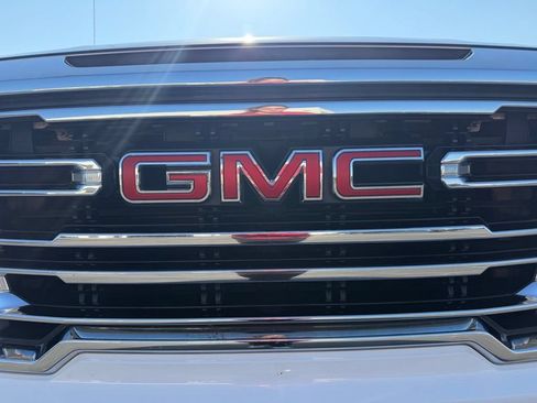 Used 2020 GMC Sierra 1500 SLT AWD/4WD image 7
