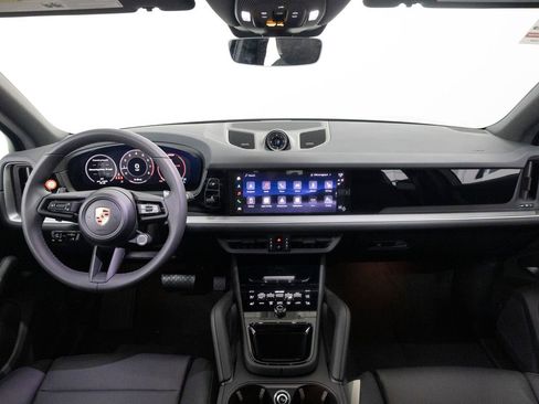 New 2026 Porsche Cayenne AWD/4WD image 12