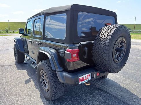 Used 2023 Jeep Wrangler Unlimited Rubicon 392 w/ Xtreme Recon 35" Tire Package AWD/4WD image 16