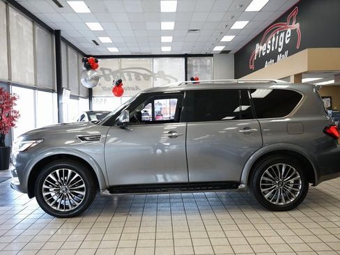 Used 2019 INFINITI QX80 Luxe w/ 22" Wheel Package image 4