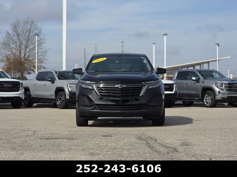 Used 2024 Chevrolet Equinox LS w/ Midnight Edition image 2