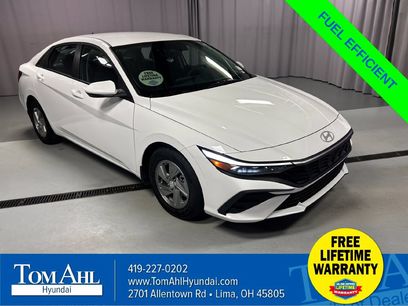 Used 2025 Hyundai Elantra SE