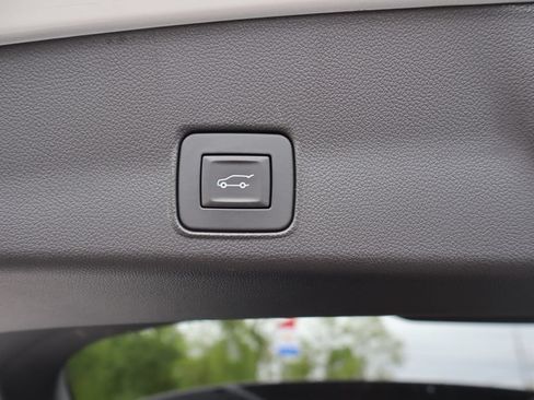 Used 2024 Chevrolet TrailBlazer ACTIV w/ Convenience Package AWD/4WD image 21