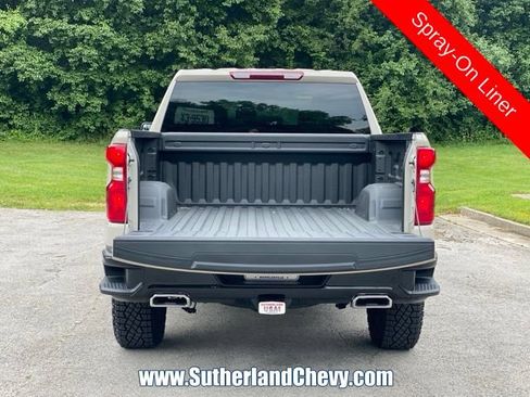 Used 2026 Chevrolet Silverado 1500 Custom Trail Boss AWD/4WD image 15