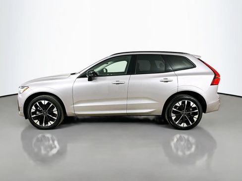 Used 2026 Volvo XC60 B5 Plus w/ Protection Package Premier AWD/4WD image 8