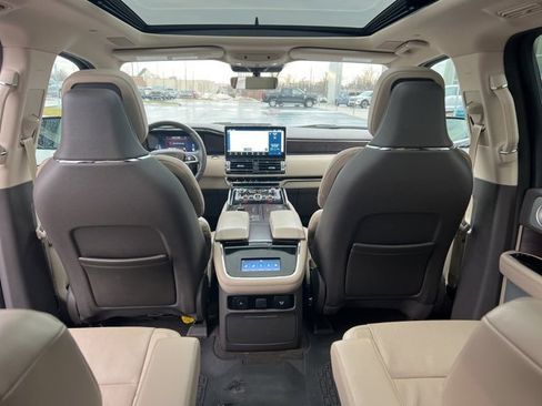 Used 2024 Lincoln Navigator Reserve image 22