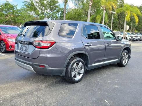 Certified 2023 Honda Pilot EX-L image 6