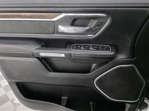 Certified 2020 RAM 1500 Laramie w/ Off Road Group image 27