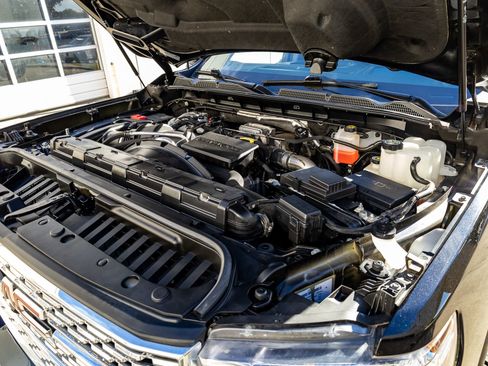 Used 2023 GMC Sierra 2500 Denali w/ Denali Black Diamond Edition image 37