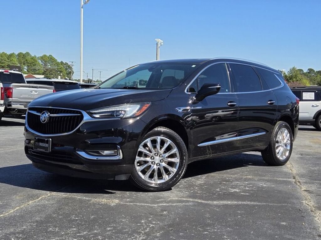 Used 2020 Buick Enclave Premium w/ Sun and Sites Package FWD image 23