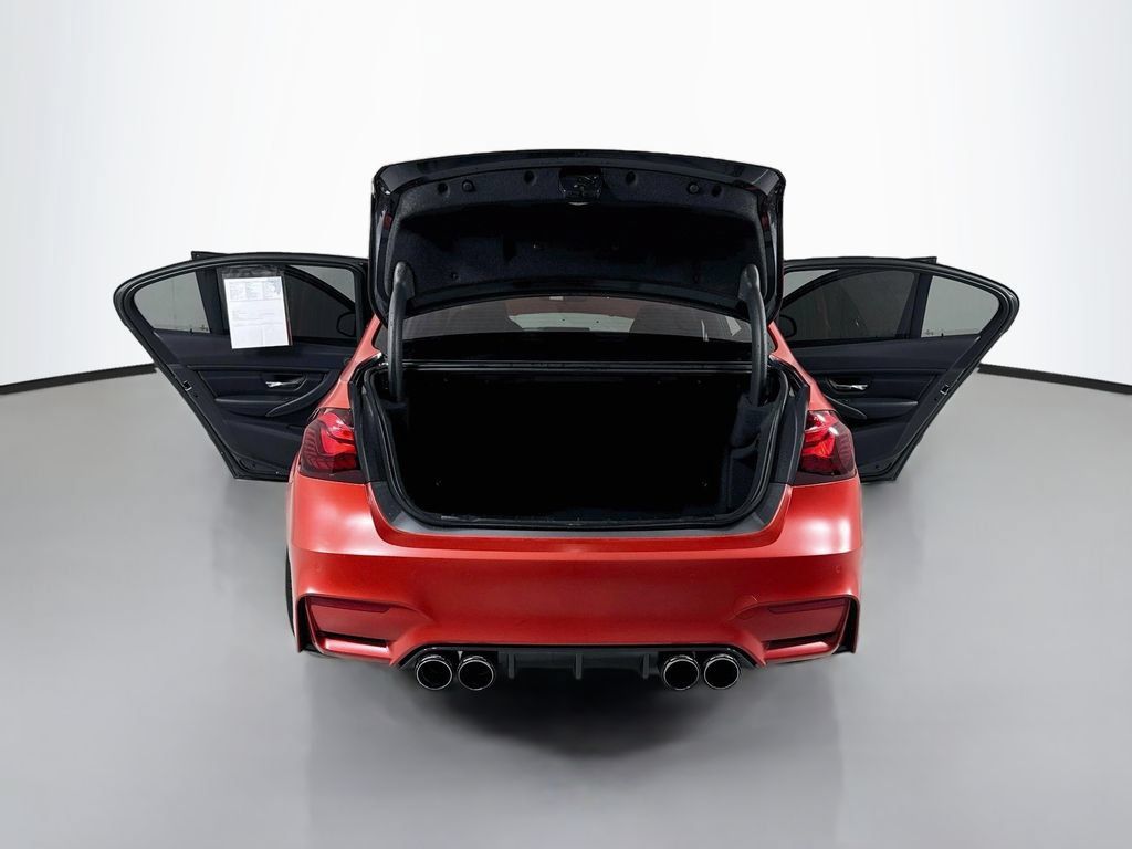 Used 2018 BMW M3 RWD image 32