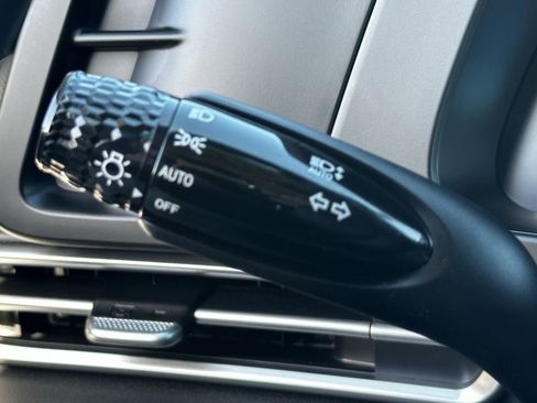 New 2026 Hyundai Elantra SE image 16