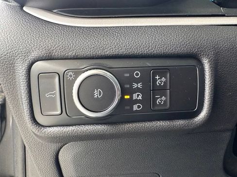 Used 2023 Ford Explorer XLT w/ Equipment Group 202A RWD image 27