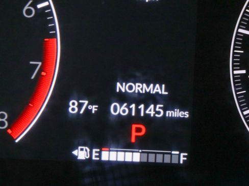 Used 2023 Honda CR-V EX-L image 16