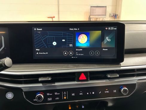 New 2026 Kia Sorento SX Prestige w/ Olive Brown Leather Package image 17