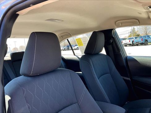 Used 2025 Toyota Corolla LE FWD image 22