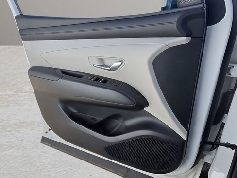 New 2026 Hyundai Tucson SEL image 17